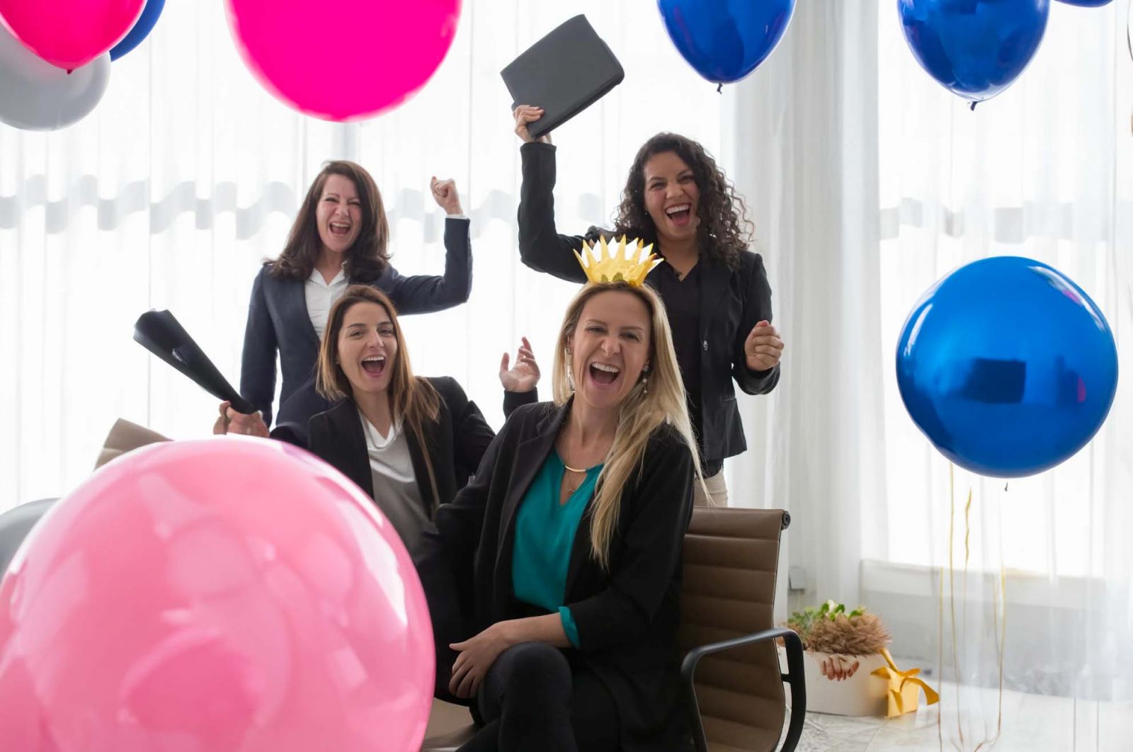 Lời chúc mừng sinh nhật sếp nữ thể hiện sự quan tâm - trân trọng